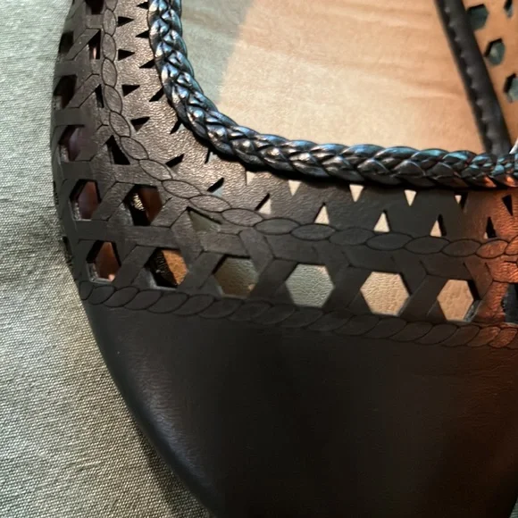 Report Madella Laser Cut Flats in Black Size - Picture 4 of 5